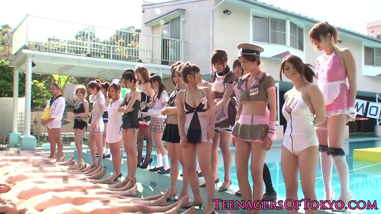1280px x 720px - Reverse gangbang by the pool as couple of girls use a man -  AsianPornVideo.XXX